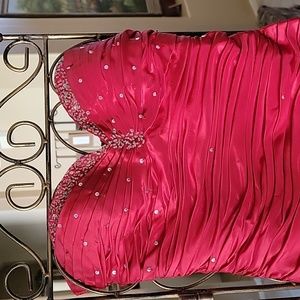 Red prom dress
